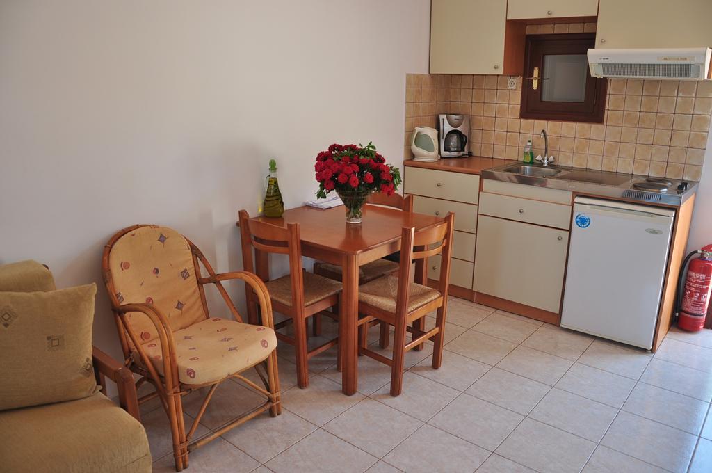 Kato Zakros Palace Apartments Extérieur photo
