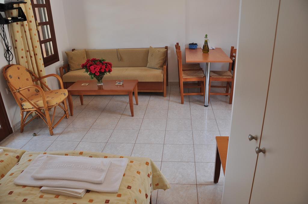 Kato Zakros Palace Apartments Extérieur photo